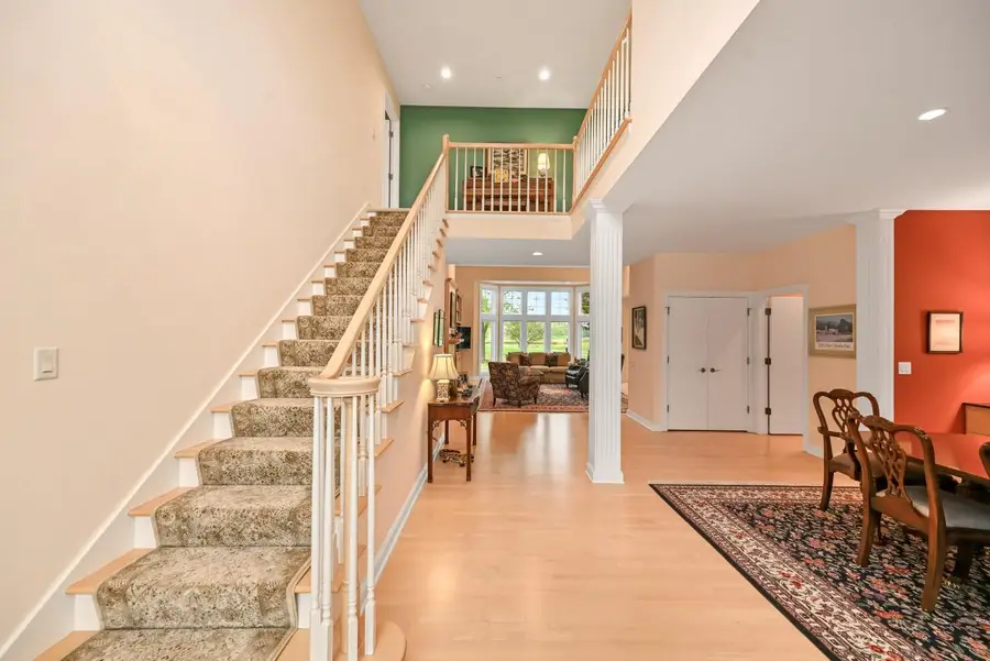 10649 N Hidden Reserve CIRCLE, Mequon, WI 53092 - Image #2