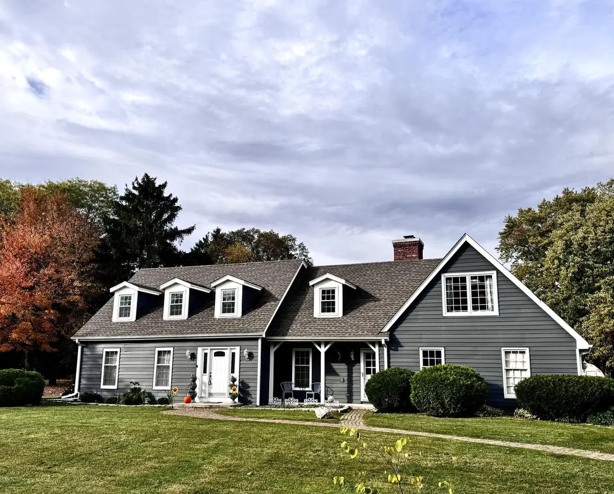 2746 Manor AVENUE, Mount Pleasant, WI 53406 - Image #1