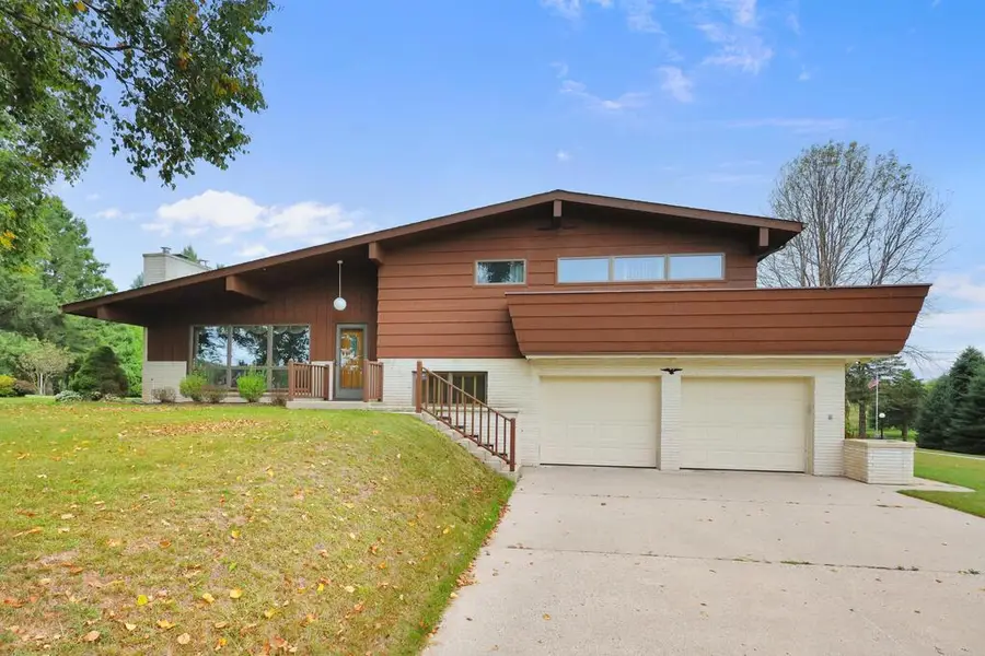 2315 Berringer ROAD, Manitowoc, WI 54220 - Image #3