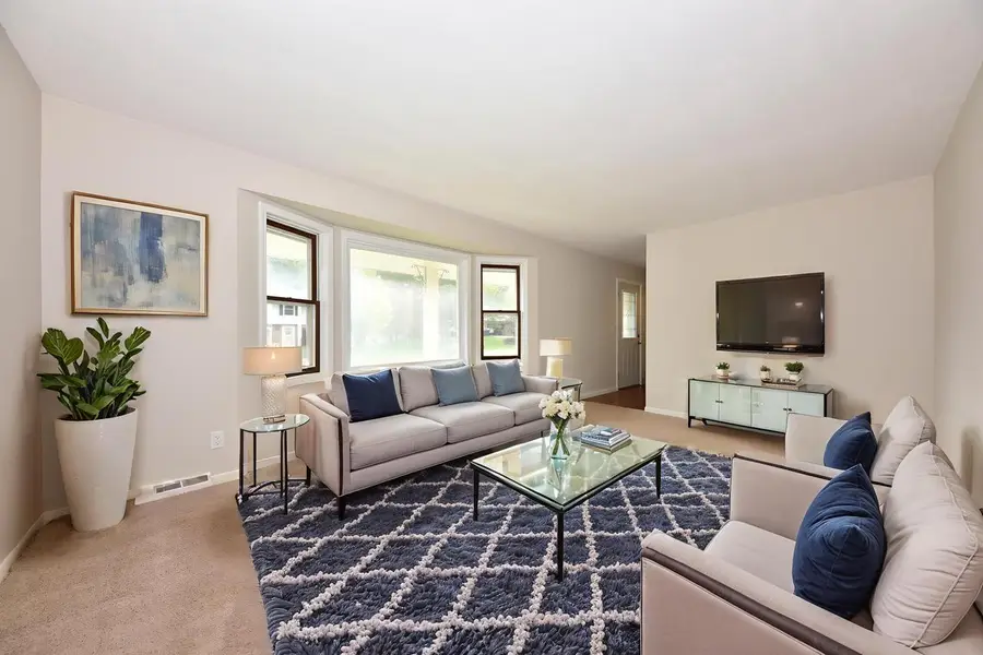 W233N6997 Salem DRIVE, Sussex, WI 53089 - Image #3