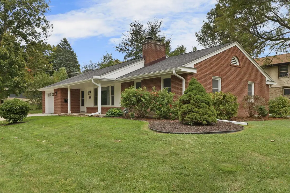 3923 Frances DRIVE, Racine, WI 53405 - Image #1