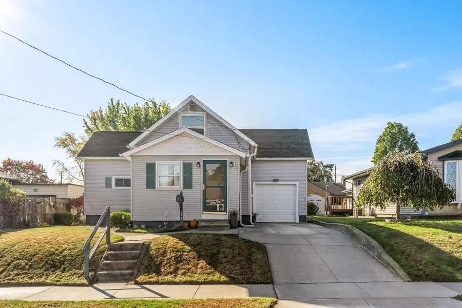 835 Summit STREET, Manitowoc, WI 54220 - Image #2