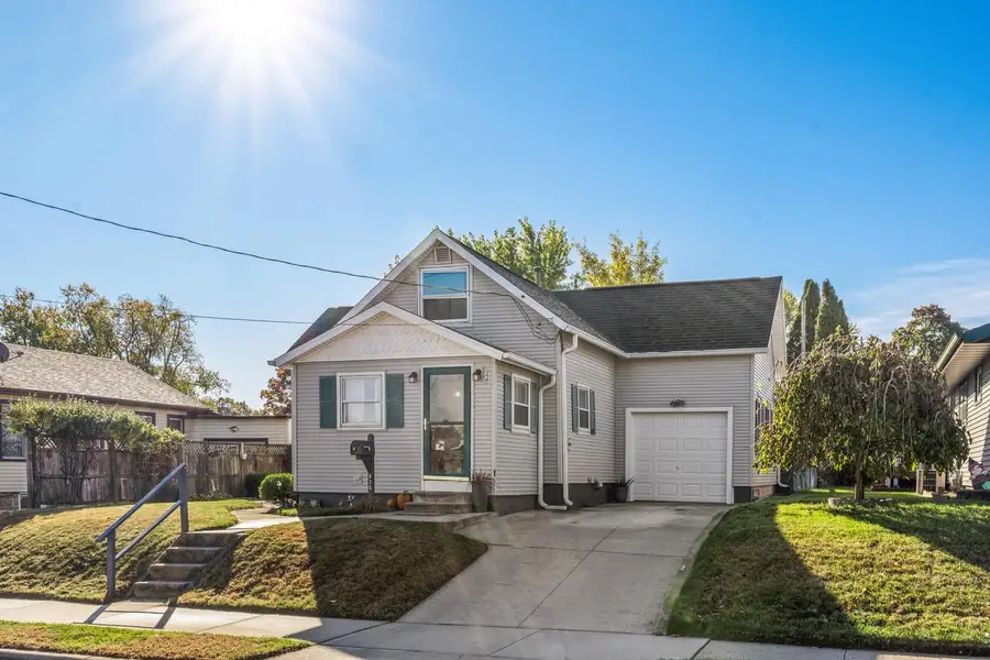 835 Summit STREET, Manitowoc, WI 54220 - Image #3