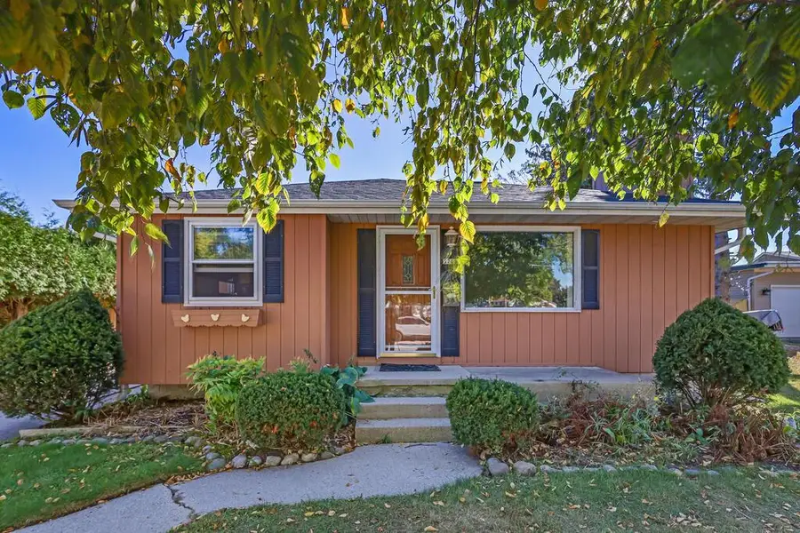 3709 W Marshall STREET, Manitowoc, WI 54220 - Image #2