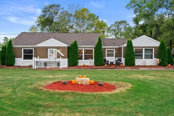 7271 S 35th STREET, Franklin, WI 53132