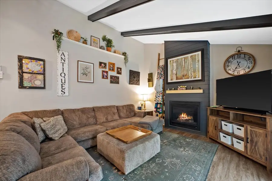 S70W14872 Dartmouth CIRCLE, Muskego, WI 53150 - Image #2