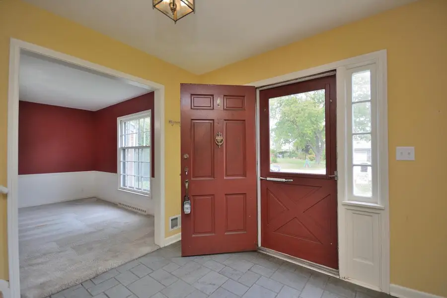 2213 W Club View DRIVE, Glendale, WI 53209 - Image #2