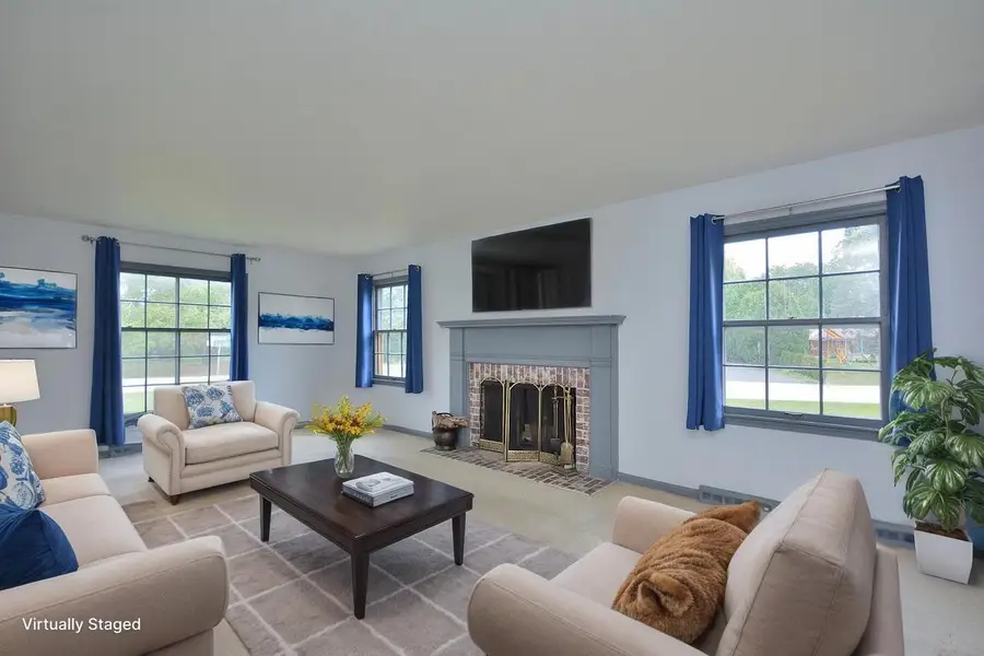 2213 W Club View DRIVE, Glendale, WI 53209 - Image #3