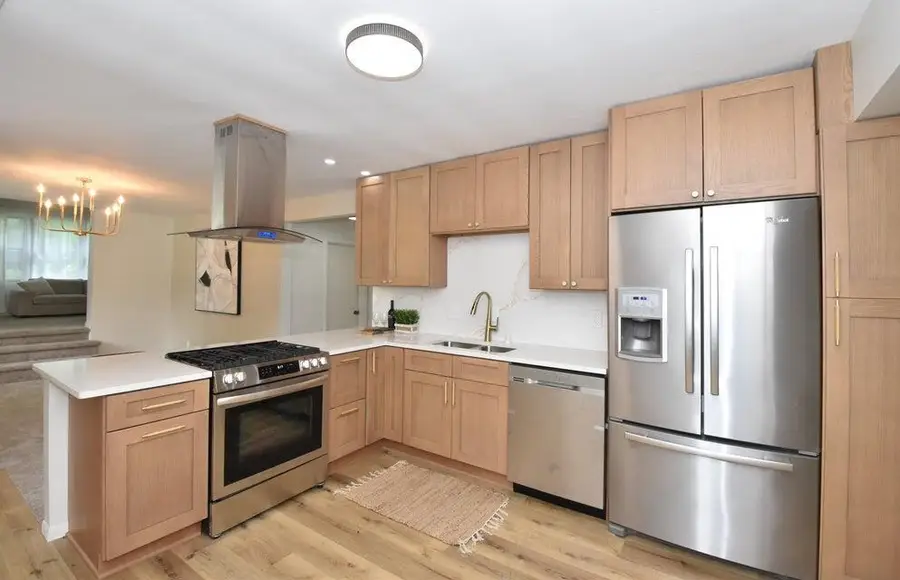 12226 W Washington STREET, West Allis, WI 53214 - Image #2