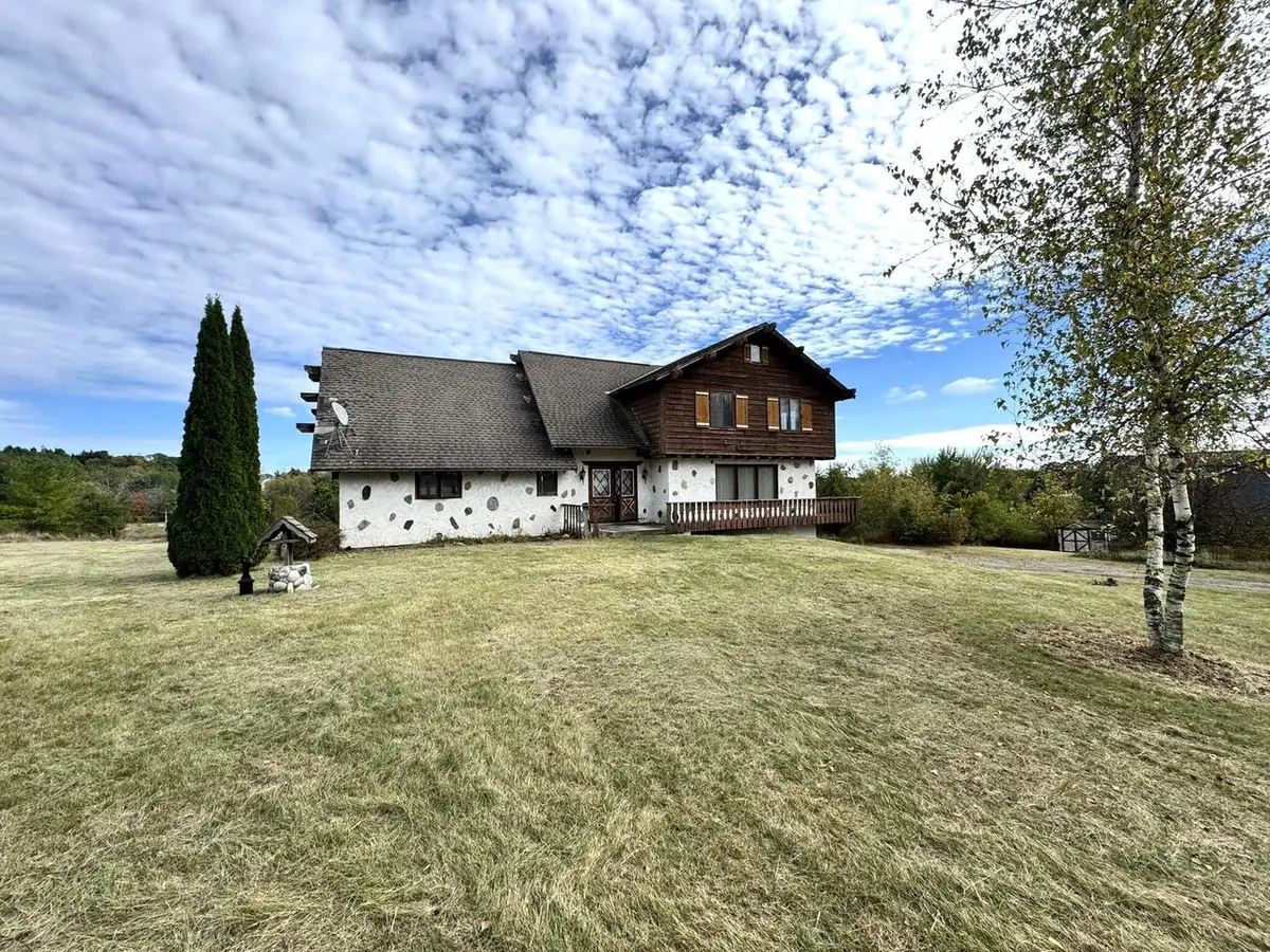 8480 Fairview DRIVE, Allenton, WI 53002 - Image #1