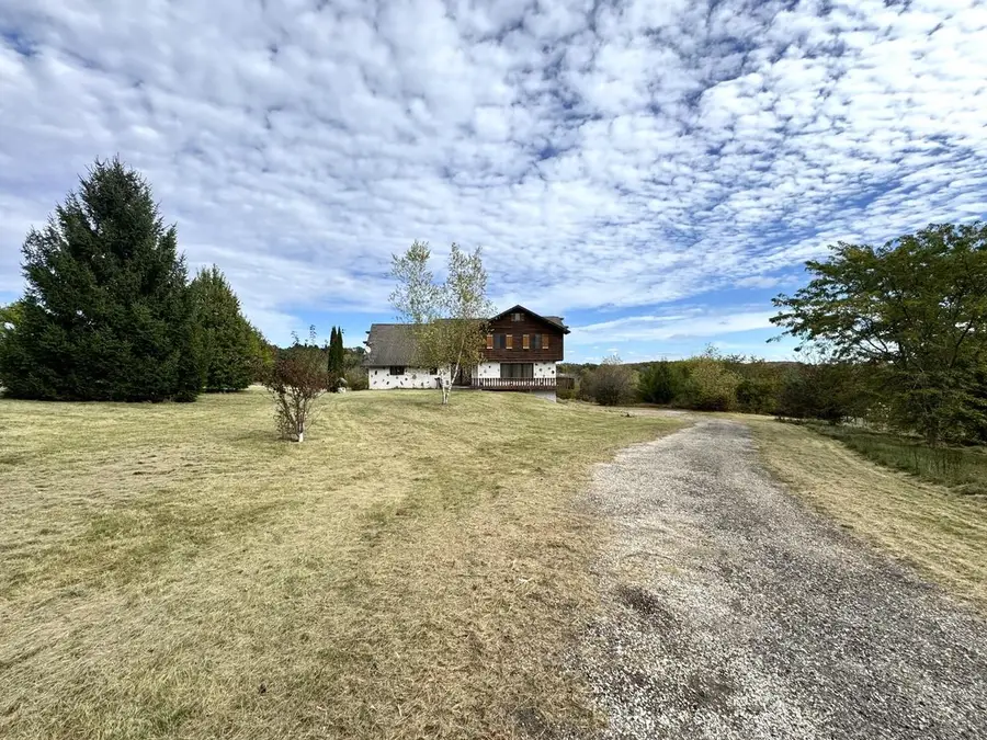 8480 Fairview DRIVE, Allenton, WI 53002 - Image #2