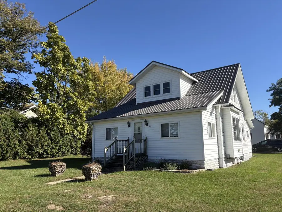 21 Hanson STREET, Taylor, WI 54659 - Image #2