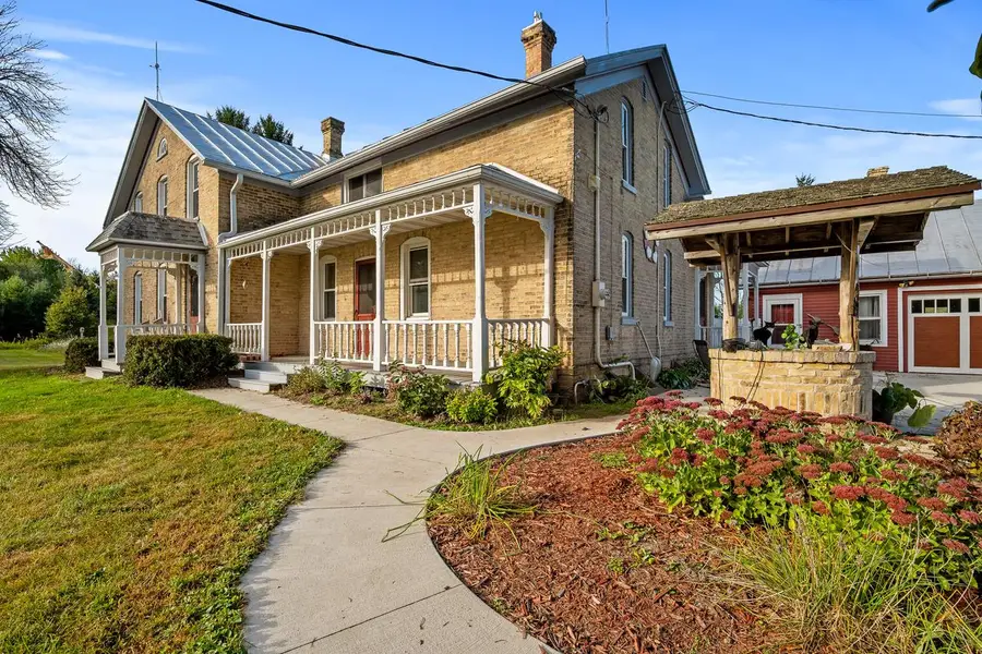 2722 Woodland DRIVE, Manitowoc, WI 54220 - Image #2