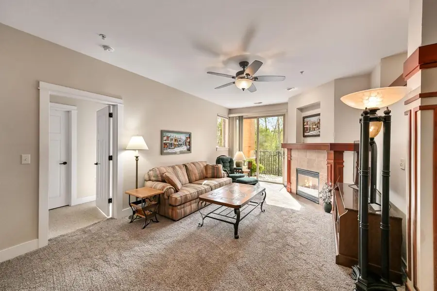 15295 W Library LANE #110, New Berlin, WI 53151 - Image #3