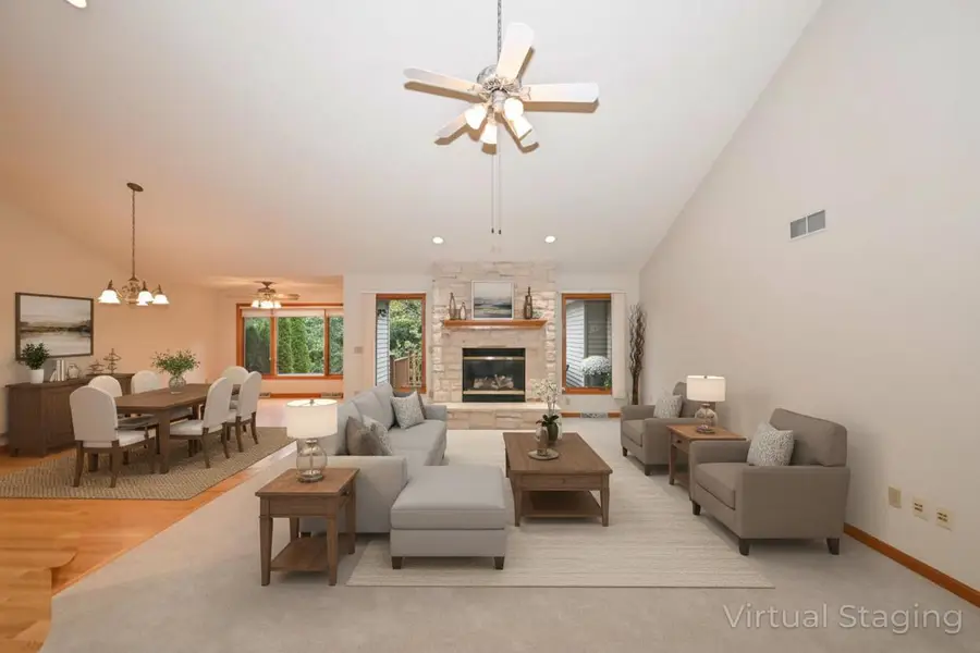 16607 W Sumerland COURT, New Berlin, WI 53151 - Image #2