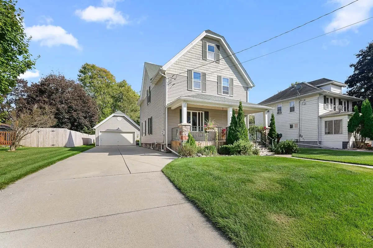 274 S Walnut STREET, Mayville, WI 53050 - Image #1