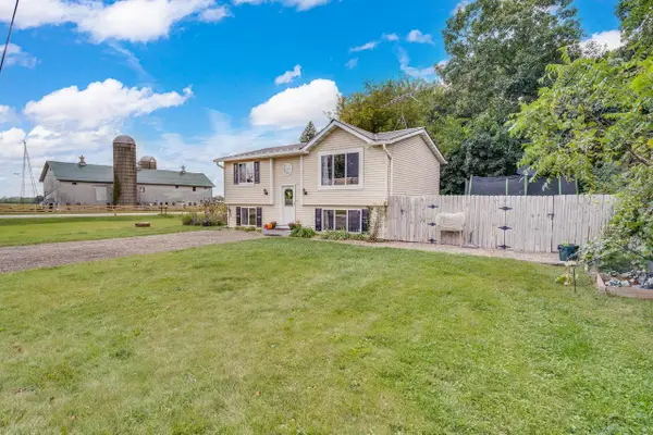 11510 270th AVENUE, Trevor, WI 53179