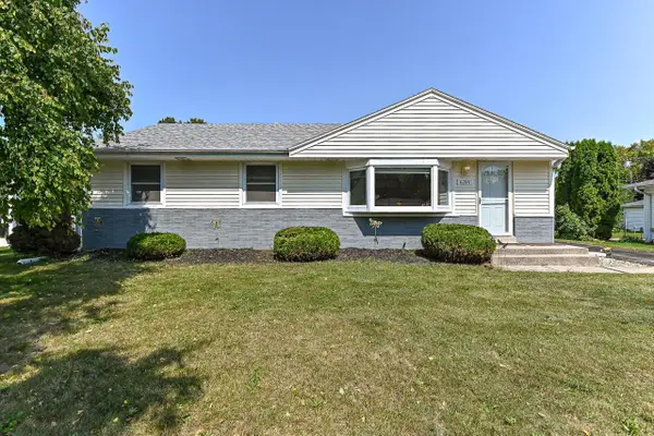 6206 W Fairlane AVENUE, Brown Deer, WI 53223