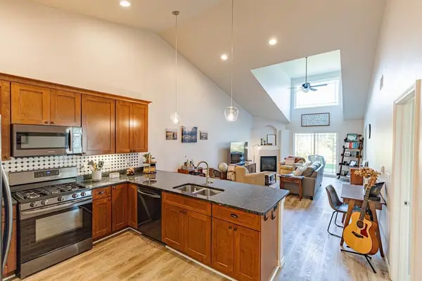 1278 Meadowbrook DRIVE #2, Cleveland, WI 53015