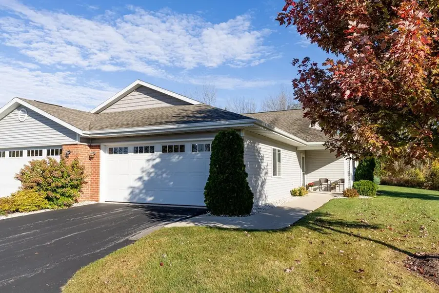 1278 Meadowbrook DRIVE #2, Cleveland, WI 53015 - Image #2