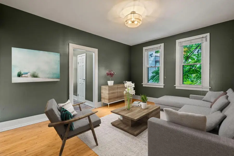 433 E Lloyd STREET, Milwaukee, WI 53212 - Image #3