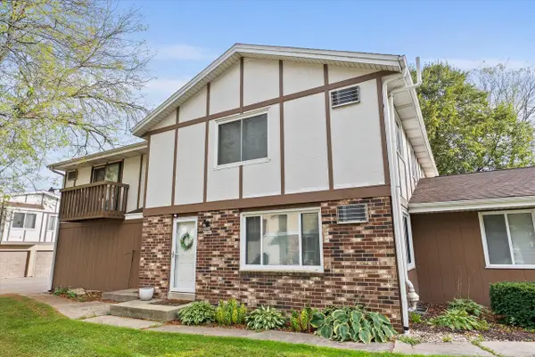 N20W5341 Pierce COURT, Cedarburg, WI 53012