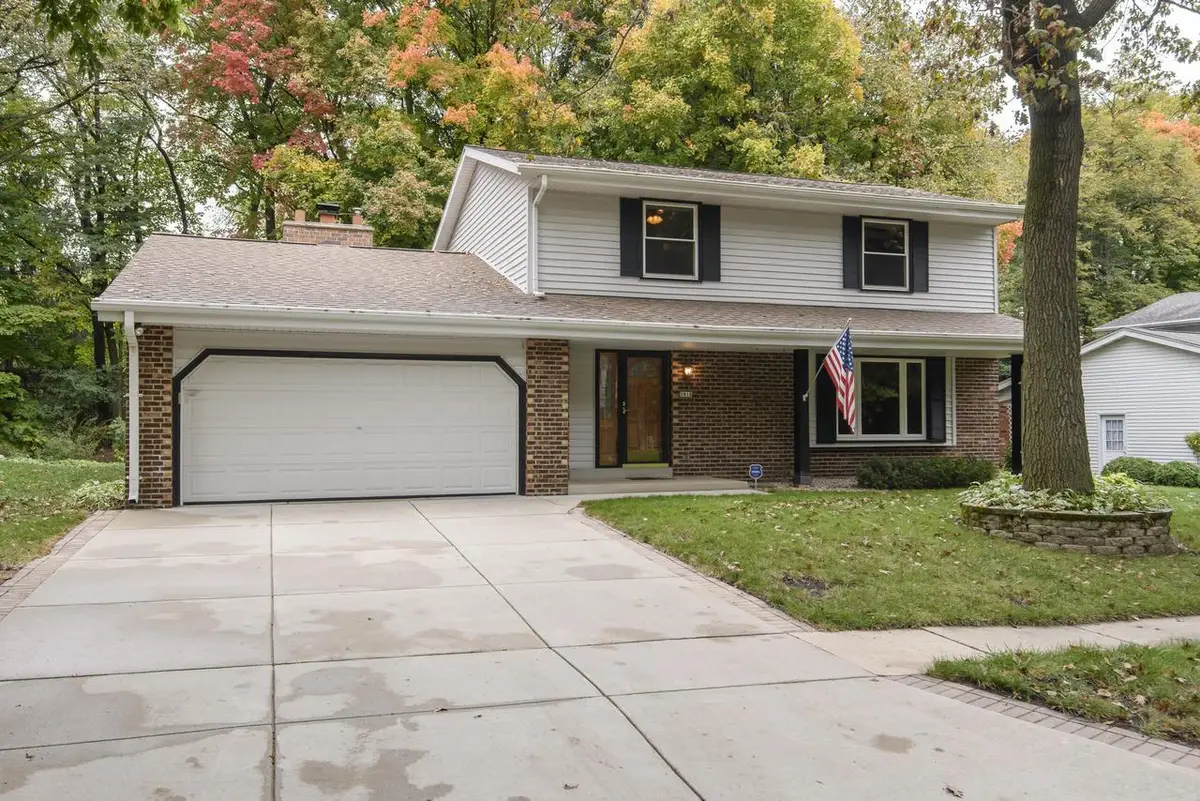 5818 Riverside DRIVE, Greendale, WI 53129 - Image #1