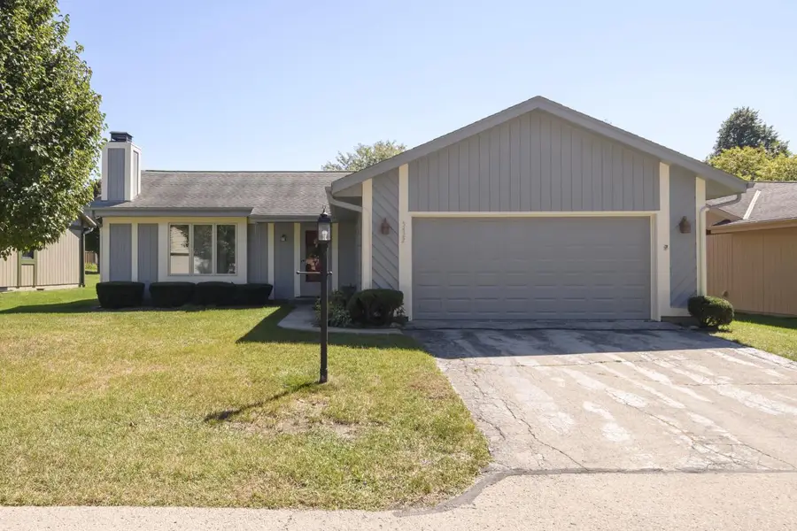 5422 Somerset LANE S, Greenfield, WI 53221 - Image #2