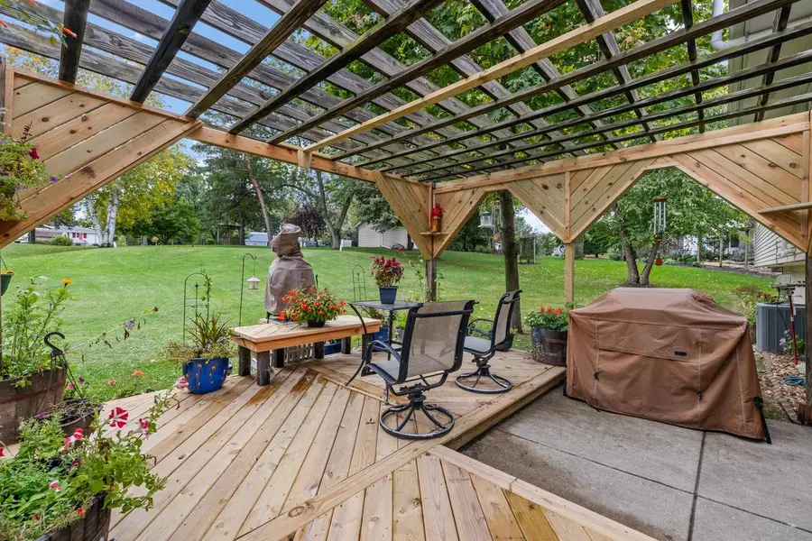 6805 Lee ROAD, Hartford, WI 53027 - Image #2