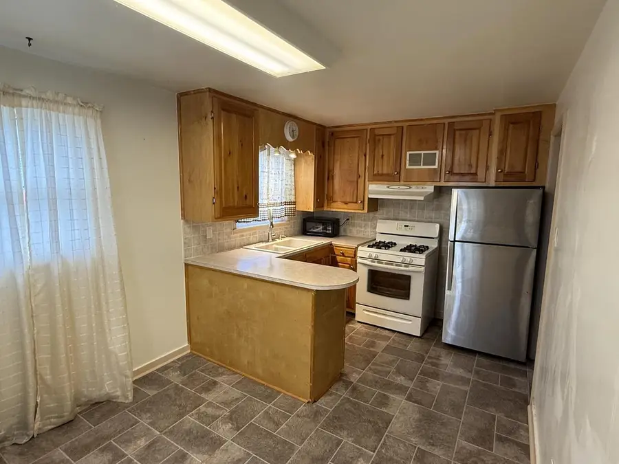 1625 Heller AVENUE, Sheboygan, WI 53081 - Image #3