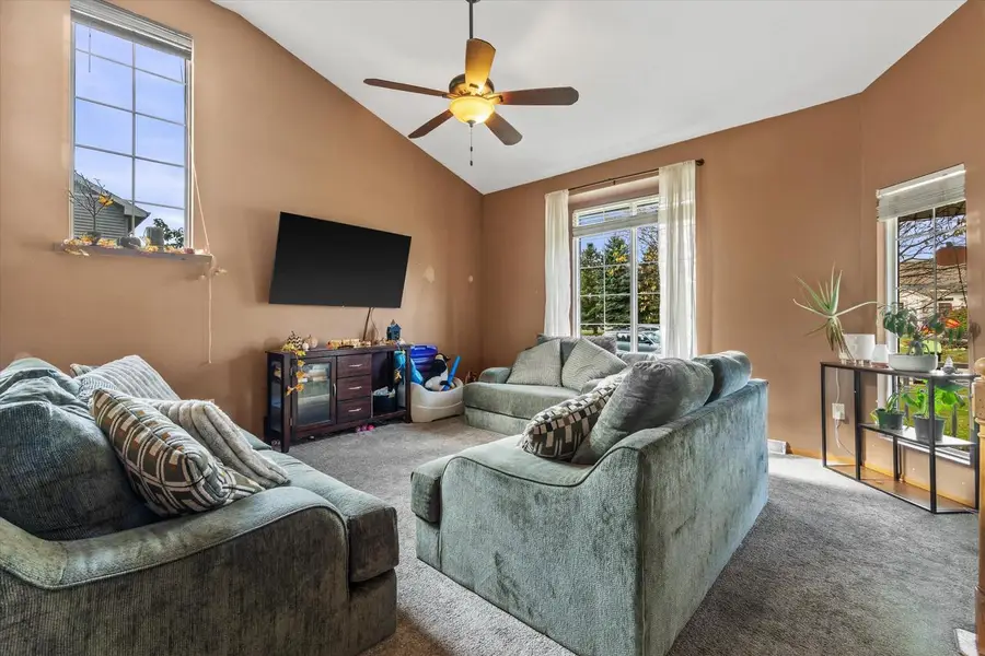 10150 S Windsor DRIVE, Oak Creek, WI 53154 - Image #3