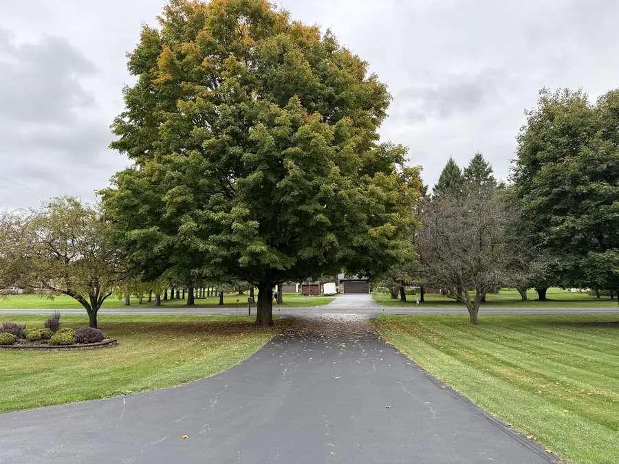 W324S4055 Bartell COURT, Waukesha, WI 53189 - Image #3