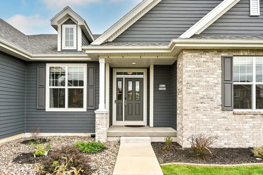 W212N6064 Legacy TRAIL, Menomonee Falls, WI 53051 - Image #2