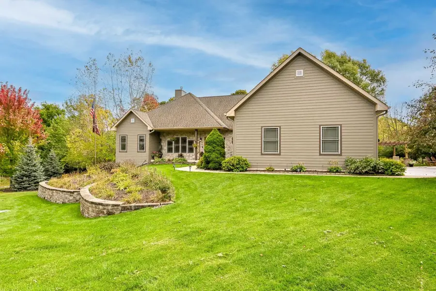 W209N11352 Reger COURT, Germantown, WI 53022 - Image #2