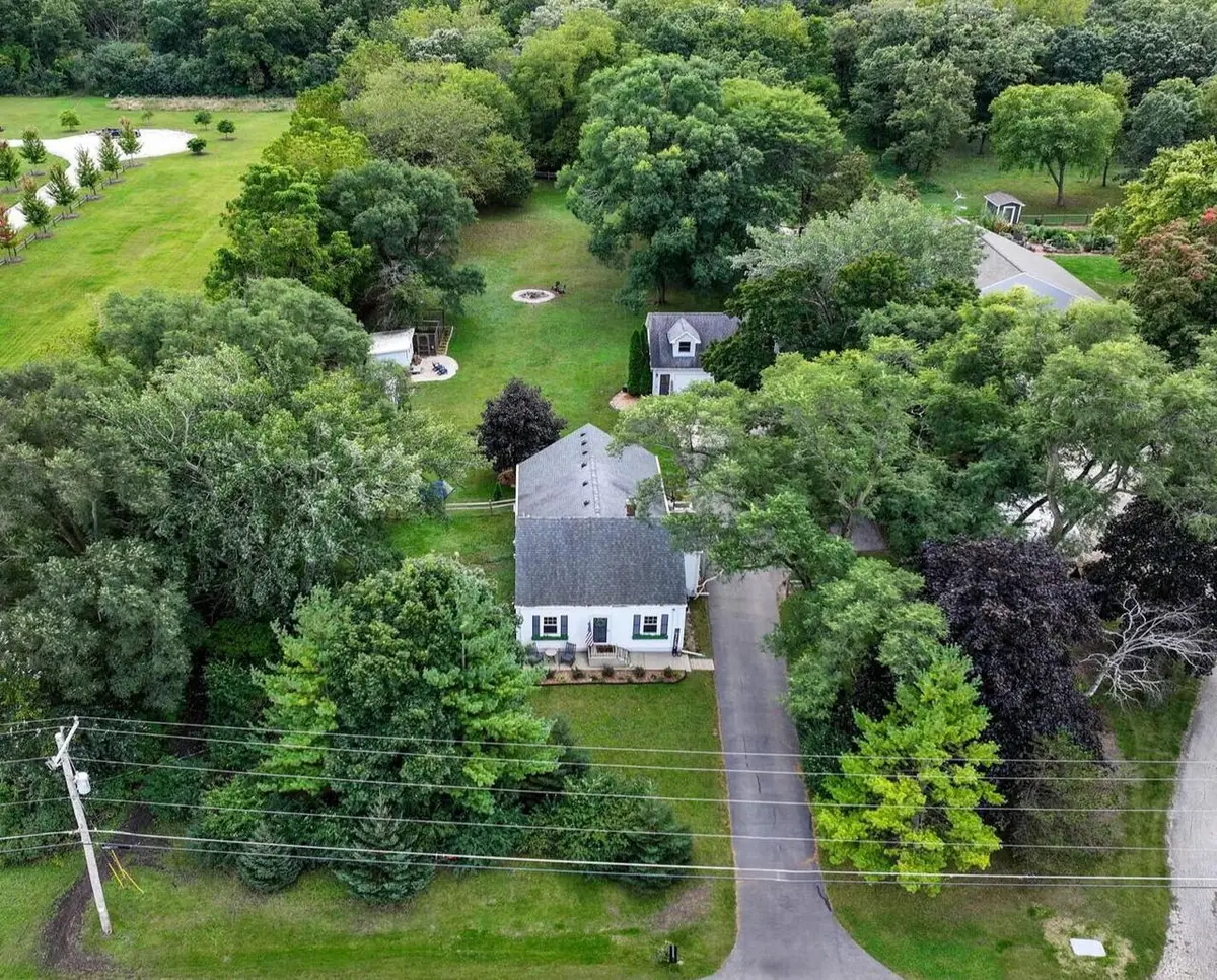 9105 Gittings ROAD, Mount Pleasant, WI 53406 - Image #1