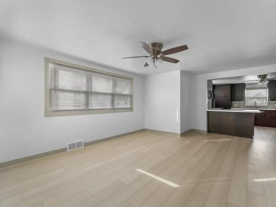 1414 S 14th STREET, Manitowoc, WI 54220 - Image #3