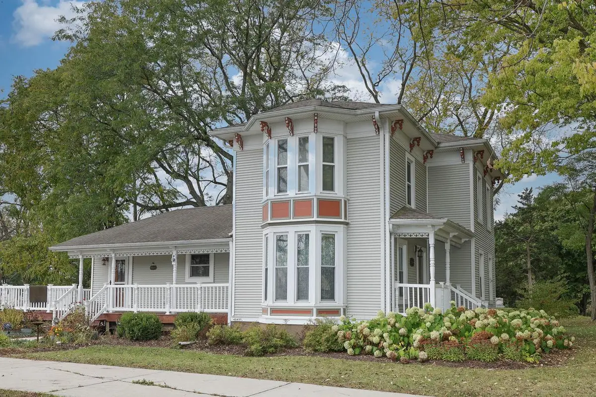 17809 Old Yorkville ROAD, Union Grove, WI 53182 - Image #1