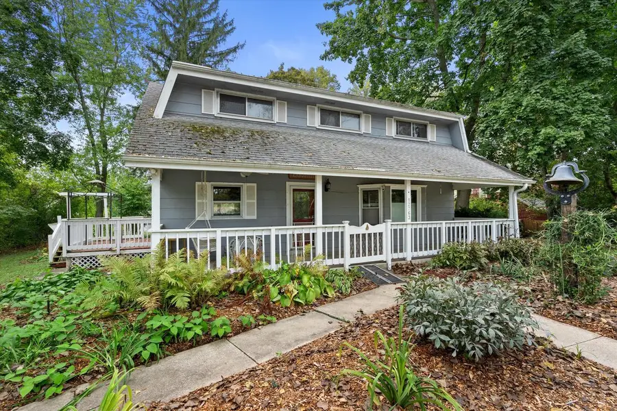 12763 N East Shoreland DRIVE, Mequon, WI 53092 - Image #2