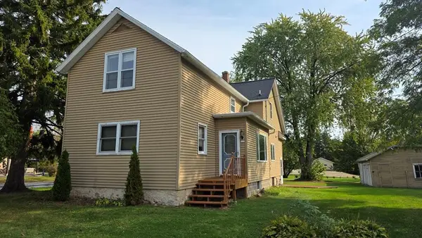 775 Westview STREET, Cleveland, WI 53015