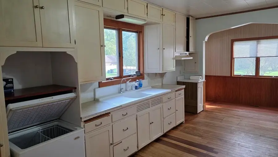 775 Westview STREET, Cleveland, WI 53015 - Image #3