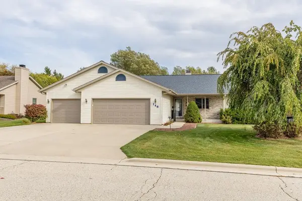 146 River Meadows DRIVE, Sheboygan Falls, WI 53085