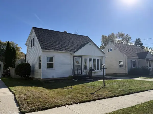 1317 S 20th STREET, Manitowoc, WI 54220