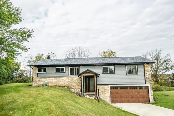 W215N5363 Ada COURT, Menomonee Falls, WI 53051