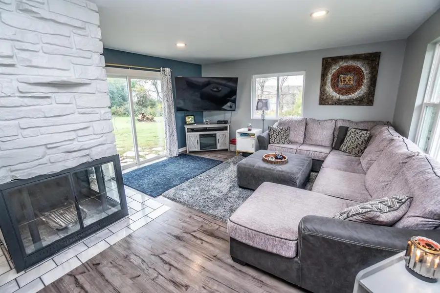 W215N5363 Ada COURT, Menomonee Falls, WI 53051 - Image #2