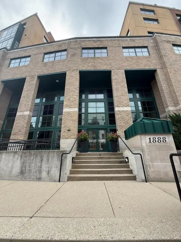 1888 N Water STREET #107, Milwaukee, WI 53202