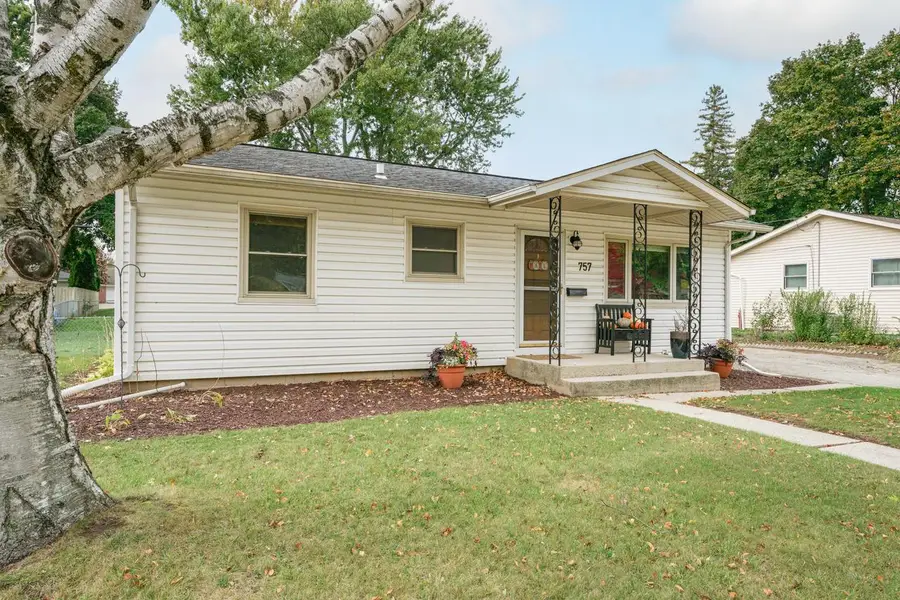 757 8th AVENUE, Grafton, WI 53024 - Image #2