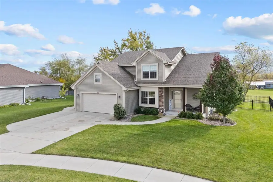 981 Log Cabin LANE, Belgium, WI 53004 - Image #2