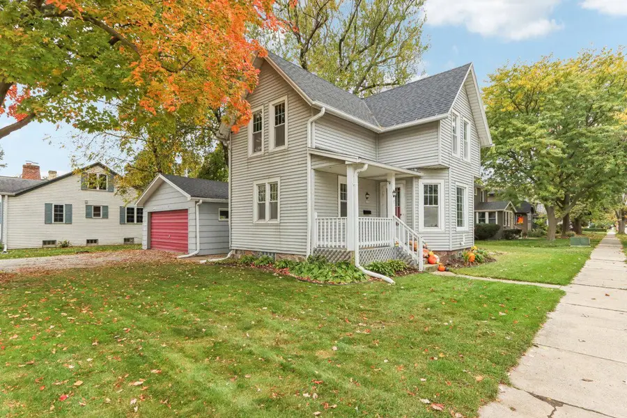 305 W 2nd STREET, Oconomowoc, WI 53066 - Image #3