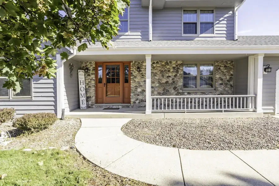 W143N10660 Magnolia DRIVE, Germantown, WI 53022 - Image #2