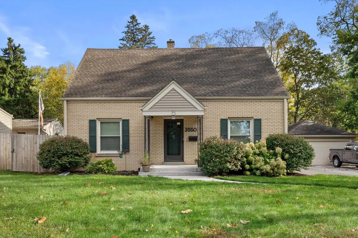 3550 Osborne BOULEVARD, Racine, WI 53405 - Image #1